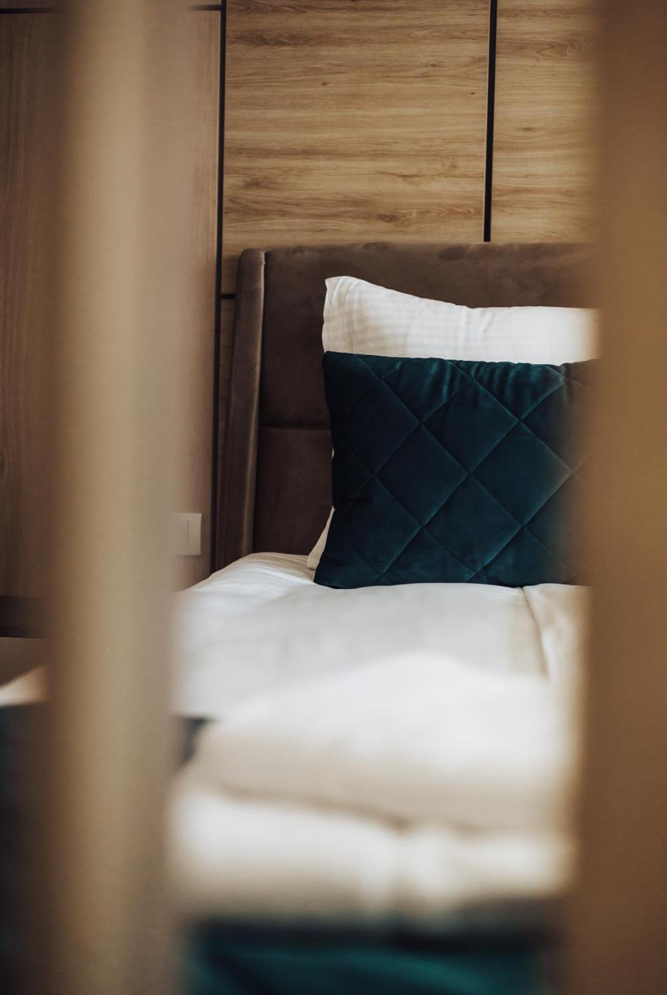 Hotel Brcko Gas Sarajevo Lukavica Quarto foto